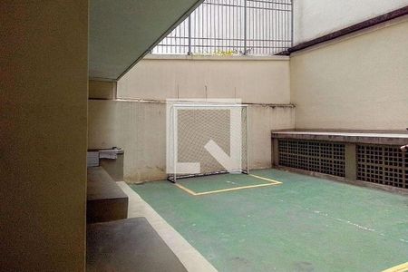 Apartamento à venda com 100m², 2 quartos e sem vaga
