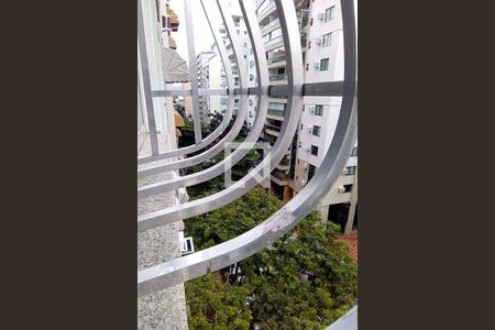 Apartamento à venda com 100m², 2 quartos e sem vaga