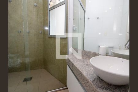 Apartamento à venda com 165m², 4 quartos e 3 vagasBanheiro do Quarto 1