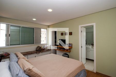 Apartamento à venda com 165m², 4 quartos e 3 vagasQuarto 4