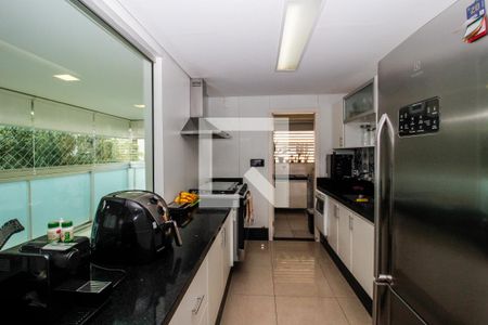 Apartamento à venda com 165m², 4 quartos e 3 vagasCozinha