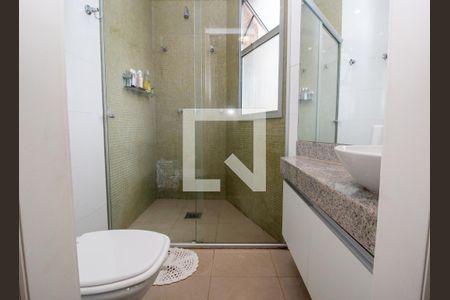 Apartamento à venda com 165m², 4 quartos e 3 vagasBanheiro do Quarto 1