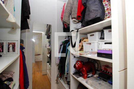 Apartamento à venda com 165m², 4 quartos e 3 vagasCloset 