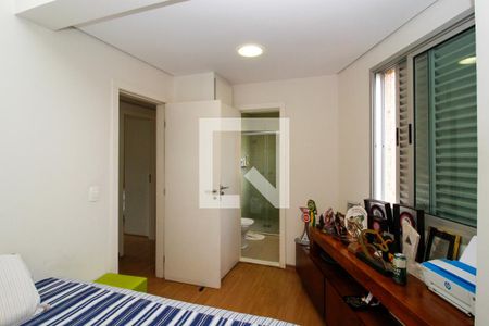 Apartamento à venda com 165m², 4 quartos e 3 vagasQuarto 1