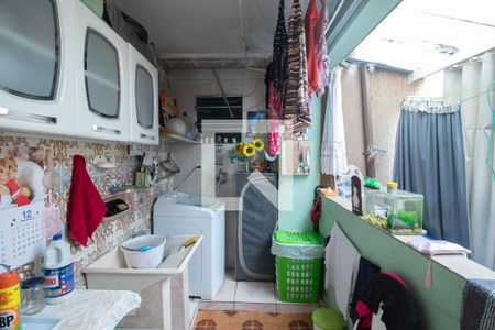 Casa à venda com 111m², 4 quartos e 2 vagas Casa à venda com 111m², 4 quartos e 2 vagasÁrea de Serviço 1