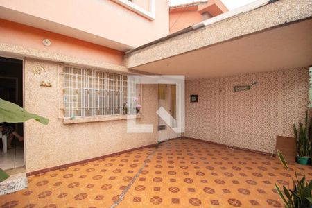 Casa à venda com 111m², 4 quartos e 2 vagas Casa à venda com 111m², 4 quartos e 2 vagasGaragem