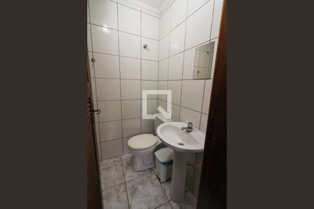 Casa à venda com 300m², 3 quartos e 4 vagas Casa à venda com 300m², 3 quartos e 4 vagasBanheiro de serviço