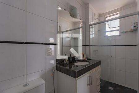 Apartamento à venda com 240m², 4 quartos e 3 vagas Apartamento à venda com 240m², 4 quartos e 3 vagasBanheiro Suíte 1