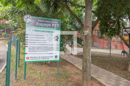 Apartamento à venda com 71m², 2 quartos e 1 vagaÁrea comum