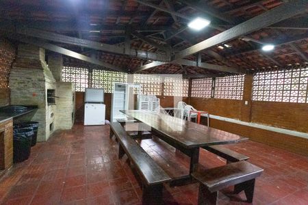 Apartamento à venda com 71m², 2 quartos e 1 vagaÁrea comum