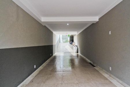 Casa à venda com 127m², 2 quartos e 3 vagas Casa à venda com 127m², 2 quartos e 3 vagasÁrea externa