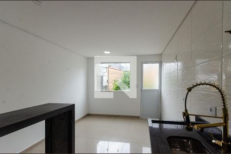 Casa à venda com 127m², 2 quartos e 4 vagas Casa à venda com 127m², 2 quartos e 4 vagasCozinha