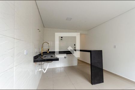 Casa à venda com 127m², 2 quartos e 4 vagas Casa à venda com 127m², 2 quartos e 4 vagasCozinha