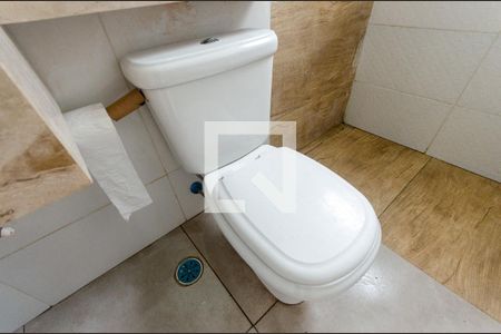 Casa à venda com 127m², 2 quartos e 4 vagas Casa à venda com 127m², 2 quartos e 4 vagasBanheiro da Suíte 1