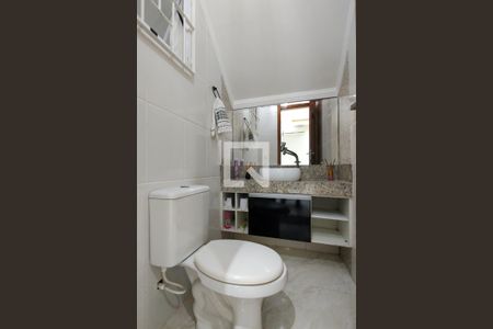 Lavabo de casa para alugar com 3 quartos, 110m² em Vila Tupi, Praia Grande