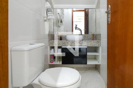 Lavabo de casa para alugar com 3 quartos, 110m² em Vila Tupi, Praia Grande