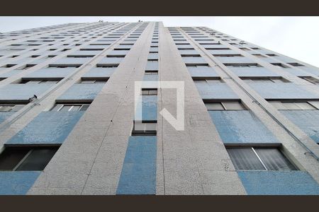 Apartamento à venda com 70m², 2 quartos e 1 vagaFachada