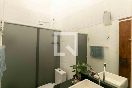 Casa à venda com 80m², 3 quartos e 1 vaga Casa à venda com 80m², 3 quartos e 1 vagaBanheiro