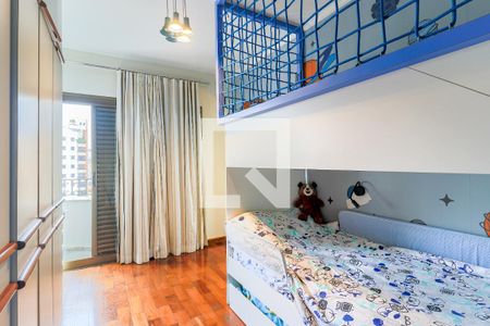 Apartamento à venda com 353m², 5 quartos e 5 vagas Apartamento à venda com 353m², 5 quartos e 5 vagasSuíte 2