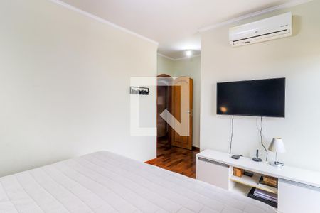 Apartamento à venda com 353m², 5 quartos e 5 vagas Apartamento à venda com 353m², 5 quartos e 5 vagasSuíte 1