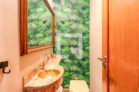 Apartamento à venda com 353m², 5 quartos e 5 vagas Apartamento à venda com 353m², 5 quartos e 5 vagasLavabo 1