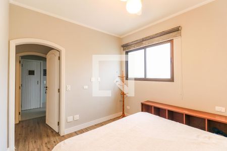 Apartamento à venda com 353m², 5 quartos e 5 vagas Apartamento à venda com 353m², 5 quartos e 5 vagasQuarto de Hóspedes