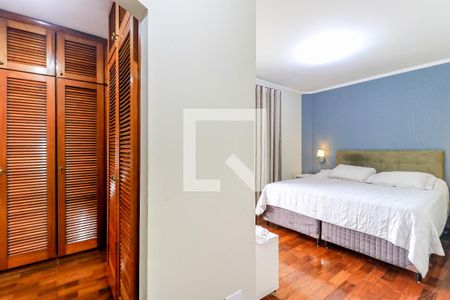 Apartamento à venda com 353m², 5 quartos e 5 vagas Apartamento à venda com 353m², 5 quartos e 5 vagasCloset da Suíte 1