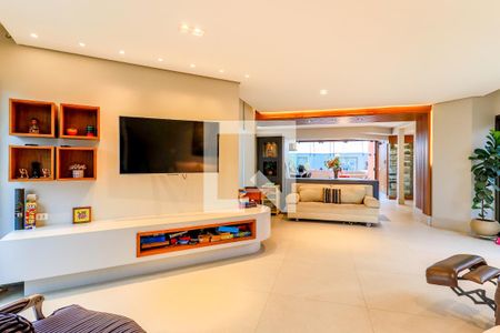 Apartamento à venda com 353m², 5 quartos e 5 vagas Apartamento à venda com 353m², 5 quartos e 5 vagasSalão Superior