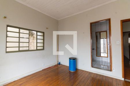 Casa à venda com 150m², 2 quartos e 1 vaga Casa à venda com 150m², 2 quartos e 1 vagaSuíte 2
