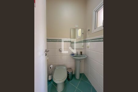 Casa à venda com 470m², 5 quartos e 4 vagas Casa à venda com 470m², 5 quartos e 4 vagasBanheiro 6