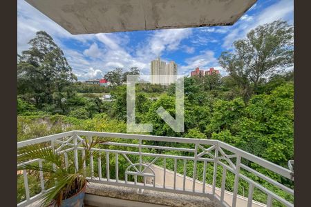 Casa à venda com 470m², 5 quartos e 4 vagas Casa à venda com 470m², 5 quartos e 4 vagasSacada da Suíte 1