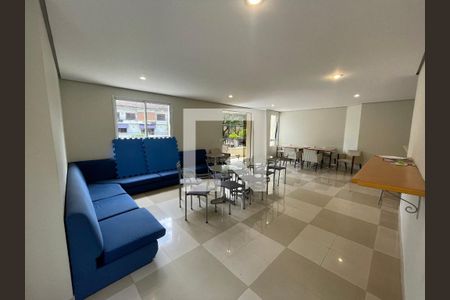 Apartamento à venda com 132m², 4 quartos e 3 vagas Apartamento à venda com 132m², 4 quartos e 3 vagasÁrea comum - Salão de festas