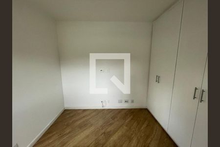 Apartamento à venda com 132m², 4 quartos e 3 vagas Apartamento à venda com 132m², 4 quartos e 3 vagasQuarto 2