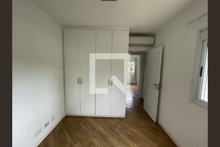 Apartamento à venda com 132m², 4 quartos e 3 vagas Apartamento à venda com 132m², 4 quartos e 3 vagasQuarto 2