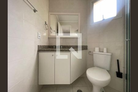 Apartamento à venda com 132m², 4 quartos e 3 vagas Apartamento à venda com 132m², 4 quartos e 3 vagasBanheiro