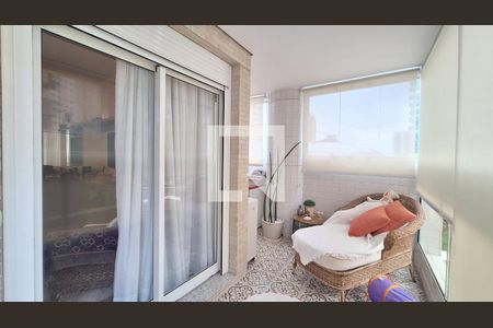 Apartamento à venda com 366m², 4 quartos e 5 vagas Apartamento à venda com 366m², 4 quartos e 5 vagasVaranda suíte 4