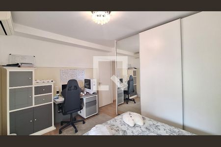 Apartamento à venda com 366m², 4 quartos e 5 vagas Apartamento à venda com 366m², 4 quartos e 5 vagasSuíte 3