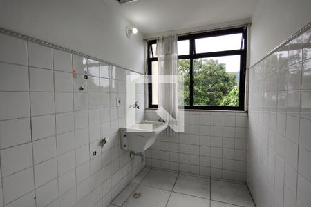 Apartamento à venda com 70m², 2 quartos e 1 vaga Apartamento à venda com 70m², 2 quartos e 1 vagaÁrea de Serviço