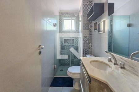 Apartamento para alugar com 92m², 2 quartos e 2 vagas Apartamento para alugar com 92m², 2 quartos e 2 vagasBanheiro da suíte