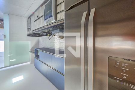 Apartamento para alugar com 92m², 2 quartos e 2 vagas Apartamento para alugar com 92m², 2 quartos e 2 vagasCozinha