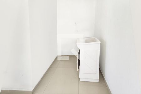 Apartamento à venda com 58m², 2 quartos e 1 vaga Apartamento à venda com 58m², 2 quartos e 1 vagaCozinha e Área de Serviço