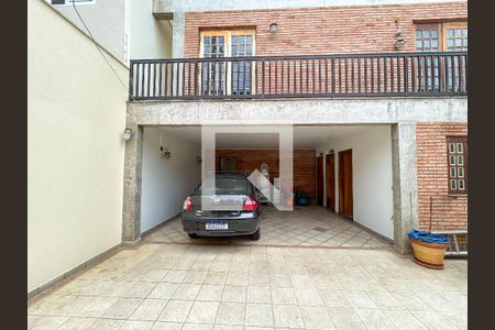 Casa à venda com 300m², 5 quartos e 4 vagas Casa à venda com 300m², 5 quartos e 4 vagasGaragem
