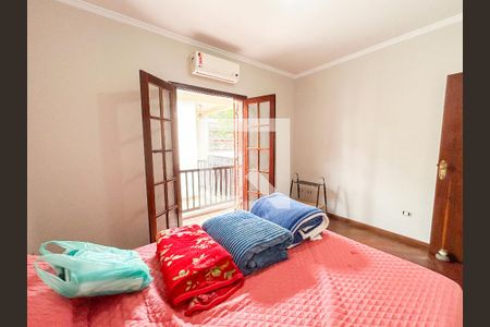 Casa à venda com 300m², 5 quartos e 4 vagas Casa à venda com 300m², 5 quartos e 4 vagasSuíte 2