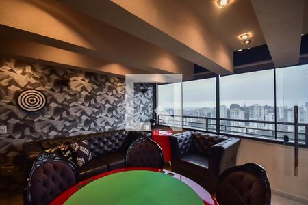 Apartamento à venda com 150m², 2 quartos e 4 vagasCobertura