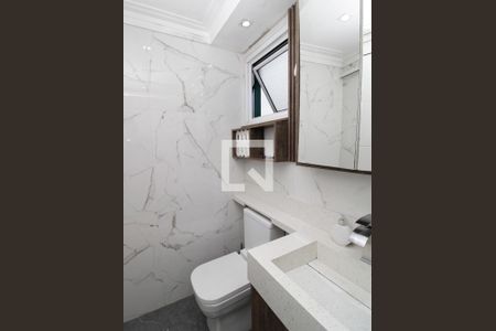 Apartamento à venda com 56m², 2 quartos e 1 vaga Apartamento à venda com 56m², 2 quartos e 1 vagaBanheiro