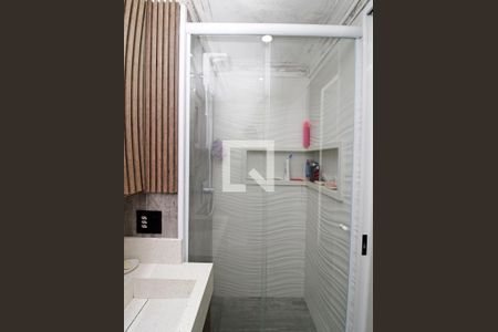 Apartamento à venda com 56m², 2 quartos e 1 vaga Apartamento à venda com 56m², 2 quartos e 1 vagaBanheiro