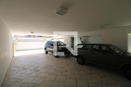 Casa à venda com 600m², 4 quartos e 8 vagasGaragem