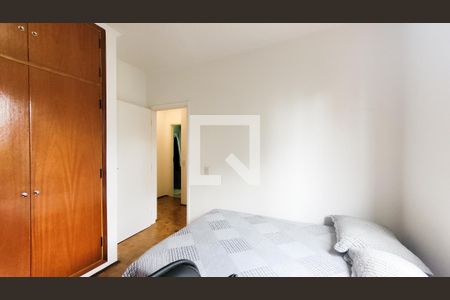 Apartamento à venda com 76m², 2 quartos e 1 vagaQuarto 2