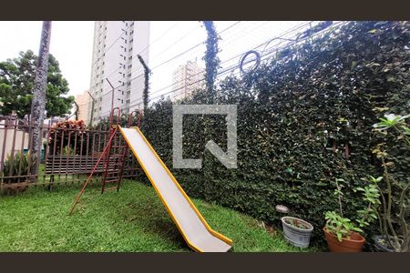 Apartamento à venda com 76m², 2 quartos e 1 vagaÁrea comum