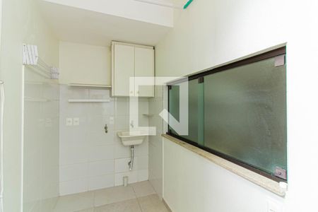 Casa de condomínio à venda com 200m², 2 quartos e 4 vagas Casa de condomínio à venda com 200m², 2 quartos e 4 vagasÁrea de Serviço